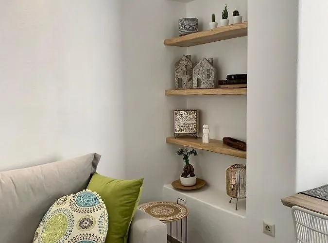 Sofia's House Fresh And Comfy Appartamento